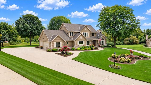 21135 Stratford COURT, Brookfield, WI 53045