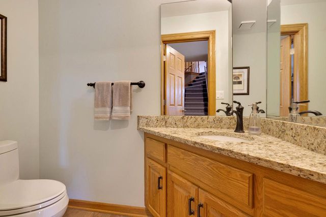 21135 Stratford COURT, Brookfield, WI 53045