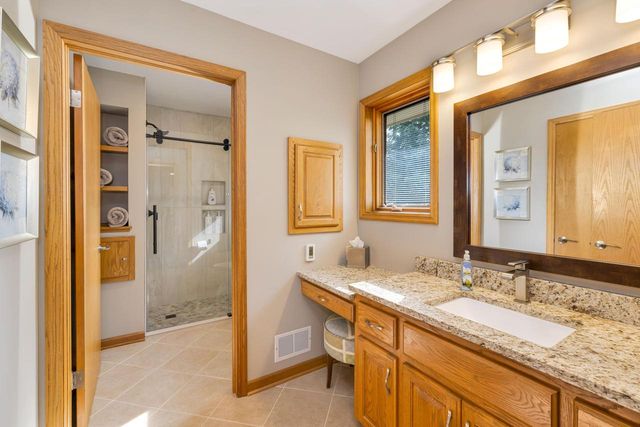 21135 Stratford COURT, Brookfield, WI 53045