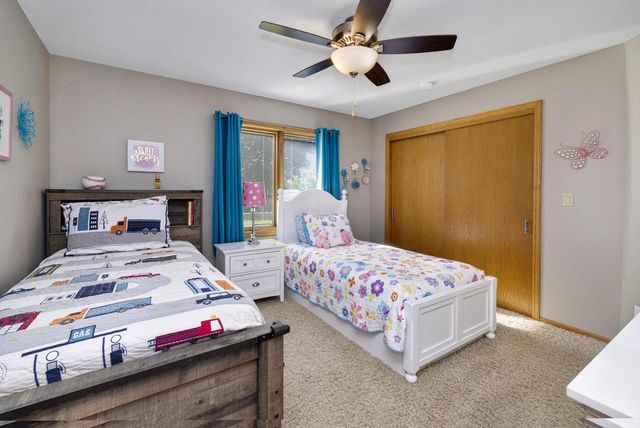 21135 Stratford COURT, Brookfield, WI 53045