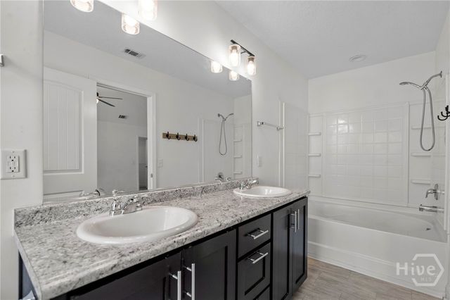 744 Fairview Circle, Hinesville, GA 31313