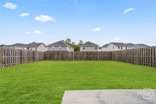 744 Fairview Circle, Hinesville, GA 31313