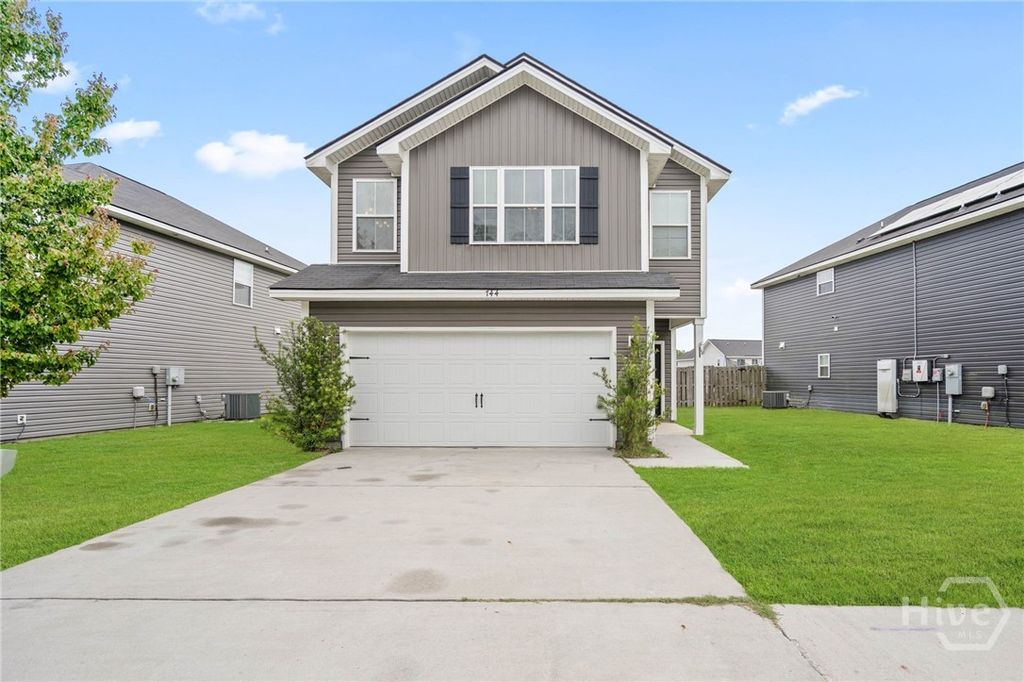 744 Fairview Circle, Hinesville, GA 31313