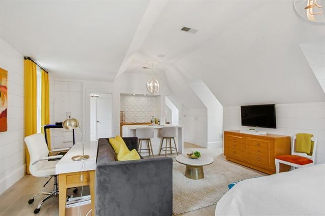 506A Argonne Drive, Atlanta, GA 30305