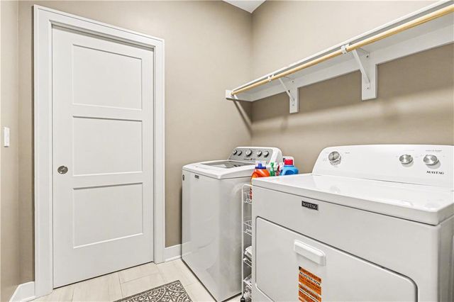 12802 W 173rd Terrace, Overland Park, KS 66221