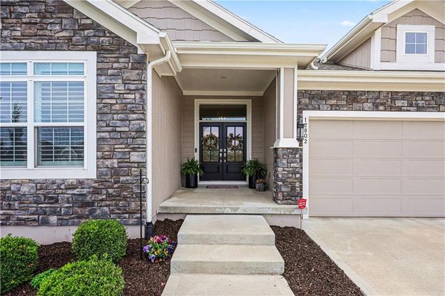 12802 W 173rd Terrace, Overland Park, KS 66221