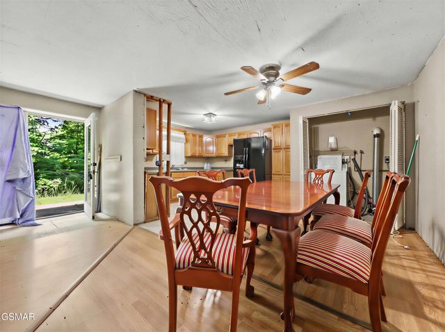 1717 Elkins Road, Kodak, TN 37764