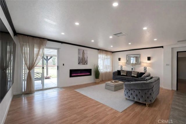 6144 Treehaven Court, Lancaster, CA 93536