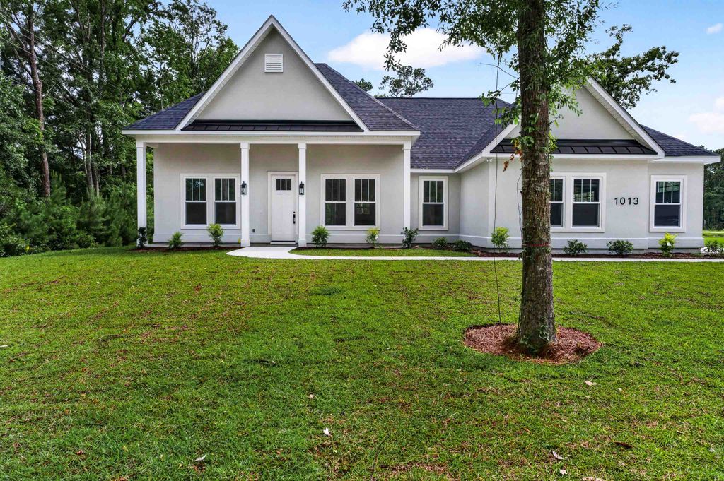 1013 Wachesaw Rd., Murrells Inlet, SC 29576