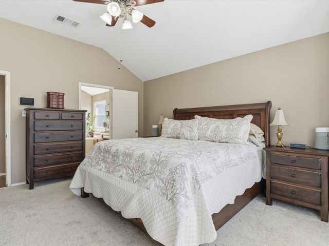 6410 St Alban Court, Arlington, TX 76001