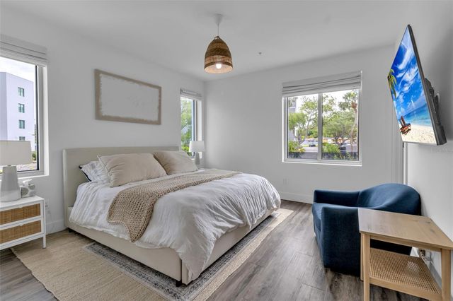 1703 N TAMIAMI TRAIL 211, Sarasota, FL 34234
