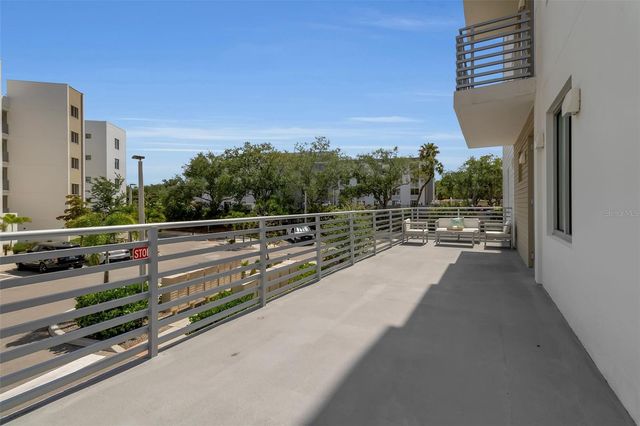 1703 N TAMIAMI TRAIL 211, Sarasota, FL 34234