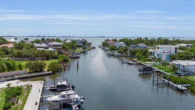 1703 N TAMIAMI TRAIL 211, Sarasota, FL 34234