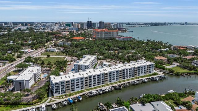 1703 N TAMIAMI TRAIL 211, Sarasota, FL 34234