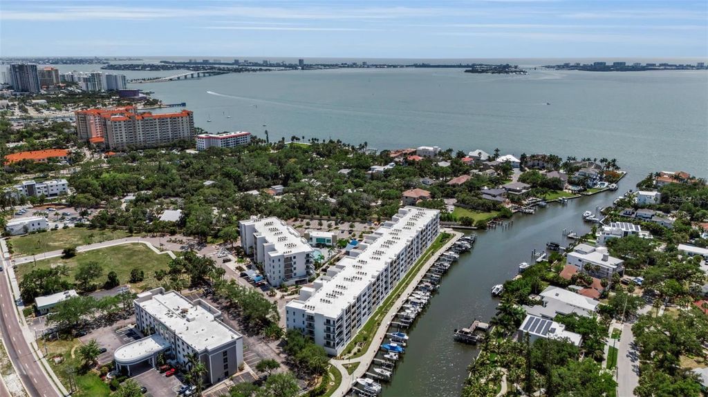 1703 N TAMIAMI TRAIL 211, Sarasota, FL 34234
