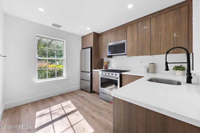 19 Parker Pass, Colts Neck, NJ 07722