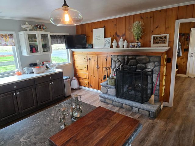 4340 State Hwy 38, Drain, OR 97435