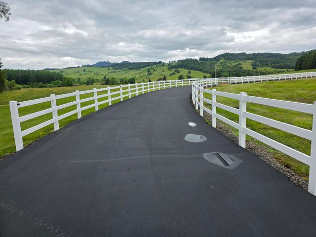 4340 State Hwy 38, Drain, OR 97435