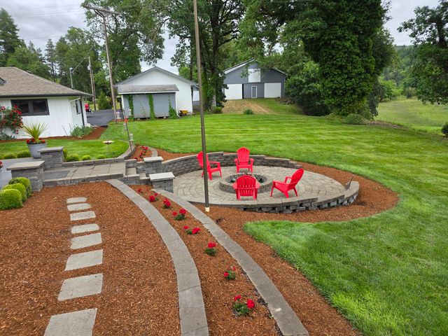 4340 State Hwy 38, Drain, OR 97435