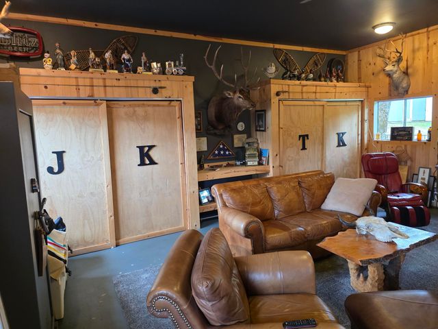 4340 State Hwy 38, Drain, OR 97435