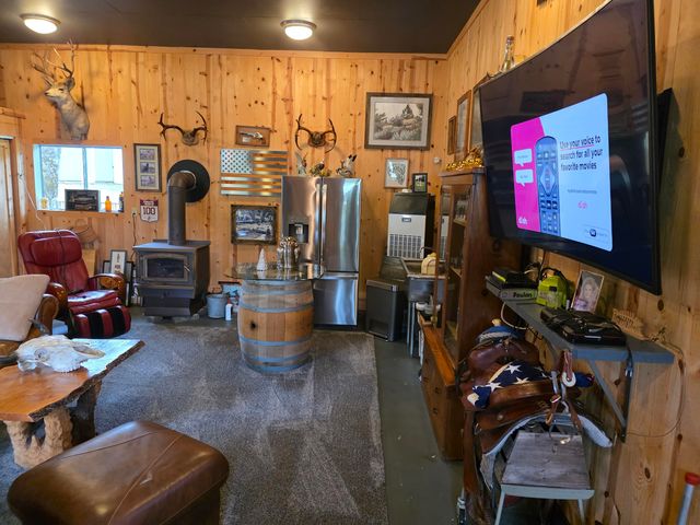 4340 State Hwy 38, Drain, OR 97435