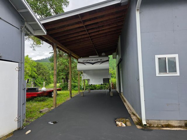 4340 State Hwy 38, Drain, OR 97435