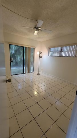 3131 NW 85th Ave, Sunrise, FL 33351