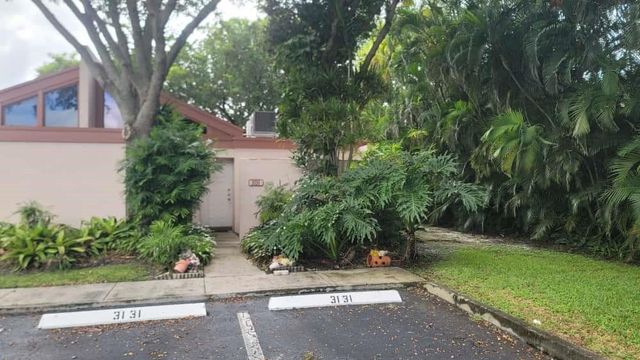 3131 NW 85th Ave, Sunrise, FL 33351