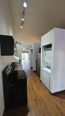 3131 NW 85th Ave, Sunrise, FL 33351