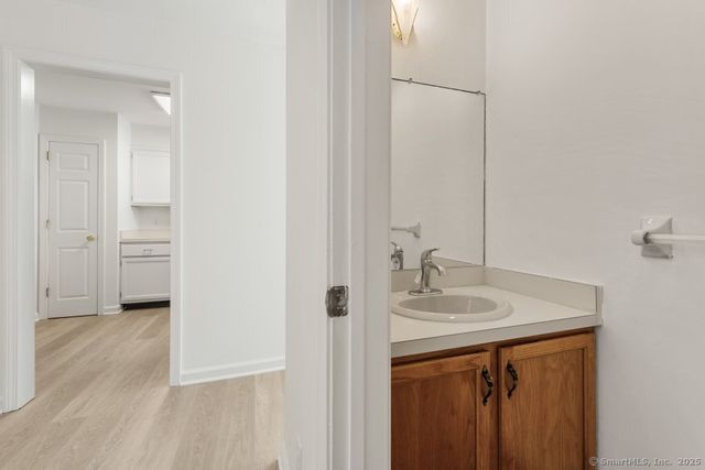 60 Far View Commons 60, Southbury, CT 06488