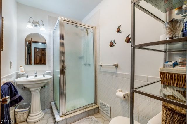 1417 Washington Valley Rd, Bridgewater Twp., NJ 08807