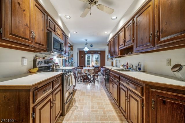 1417 Washington Valley Rd, Bridgewater Twp., NJ 08807