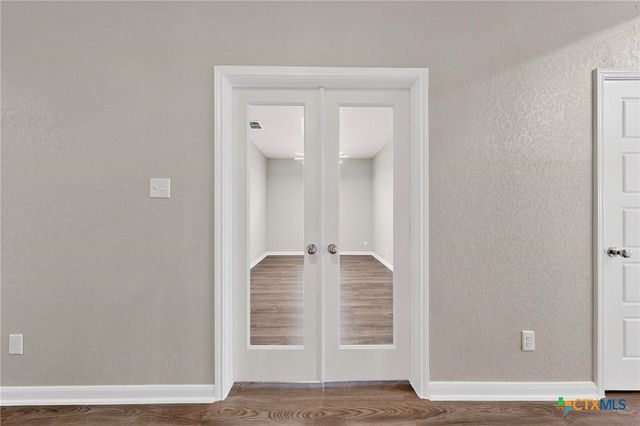1141 Amber Lake, Seguin, TX 78155