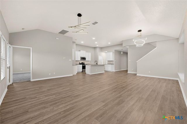 1141 Amber Lake, Seguin, TX 78155