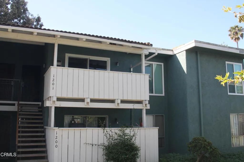 1300 Saratoga Avenue 1201, Ventura, CA 93003