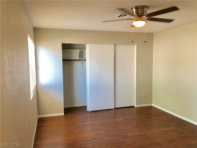 6863 Tamarus Street 201, Las Vegas, NV 89119