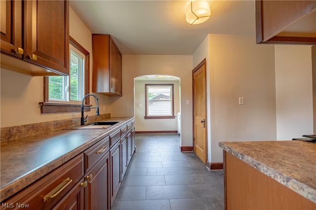 2245 Shunk Avenue, Alliance, OH 44601