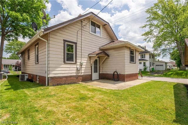 2245 Shunk Avenue, Alliance, OH 44601