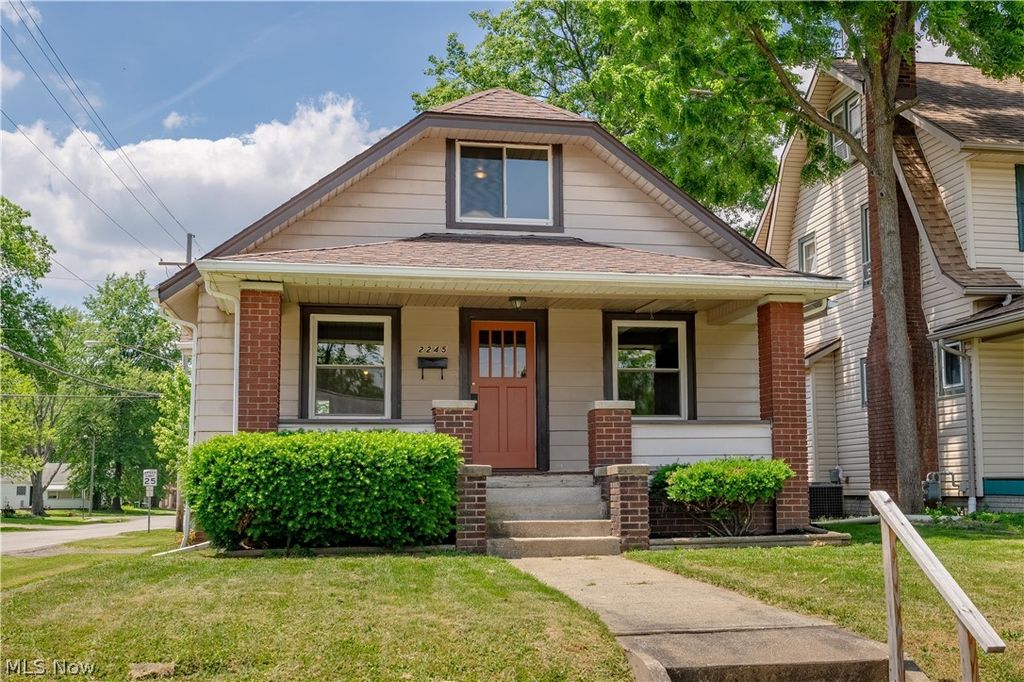 2245 Shunk Avenue, Alliance, OH 44601
