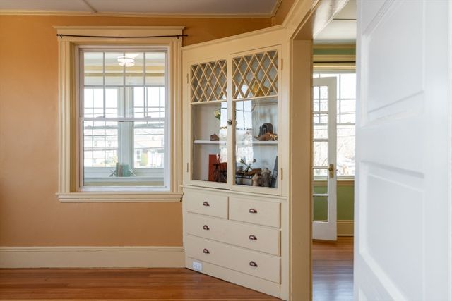 434 Essex Street 2R, Salem, MA 01970