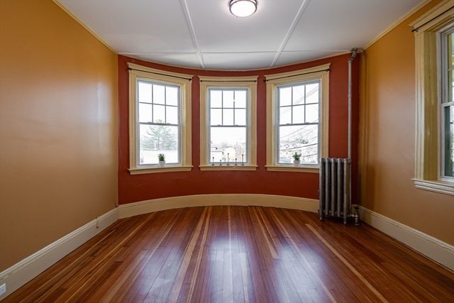 434 Essex Street 2R, Salem, MA 01970