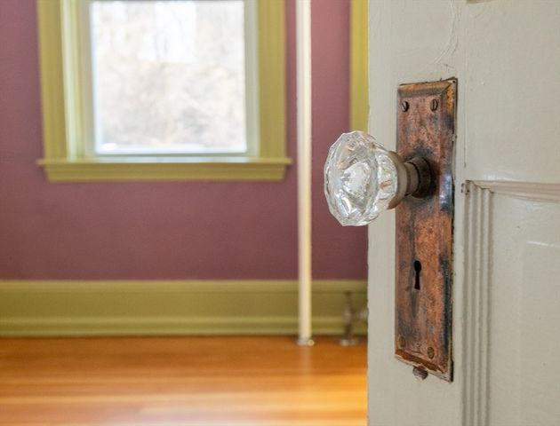 434 Essex Street 2R, Salem, MA 01970