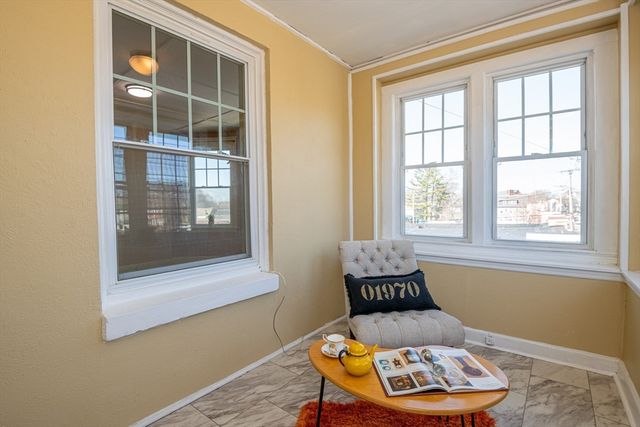 434 Essex Street 2R, Salem, MA 01970