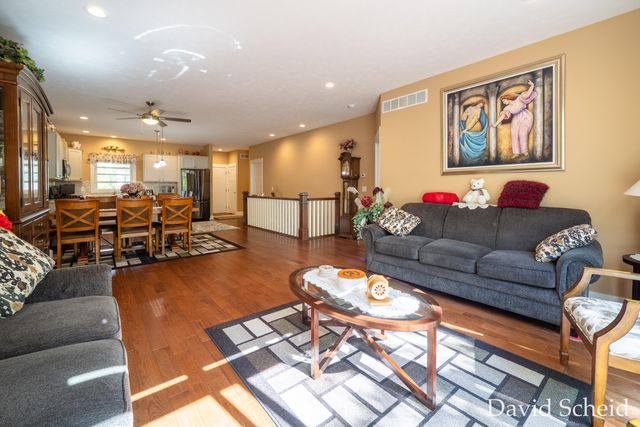 8107 Byron Creek Drive SW, Byron Center, MI 49315