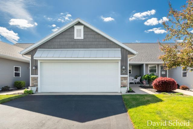 8107 Byron Creek Drive SW, Byron Center, MI 49315