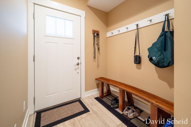 8107 Byron Creek Drive SW, Byron Center, MI 49315