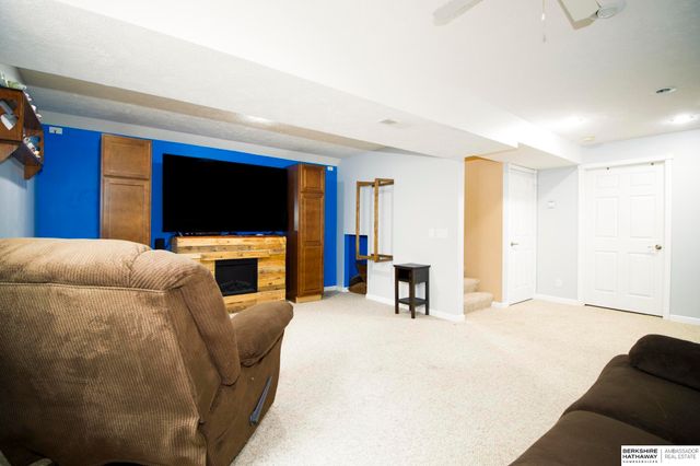 2670 W Garfield Street, Lincoln, NE 68522