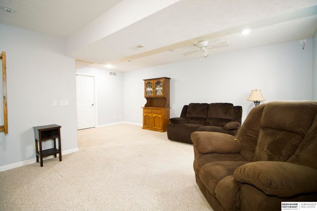 2670 W Garfield Street, Lincoln, NE 68522