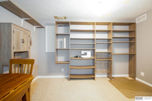 2670 W Garfield Street, Lincoln, NE 68522