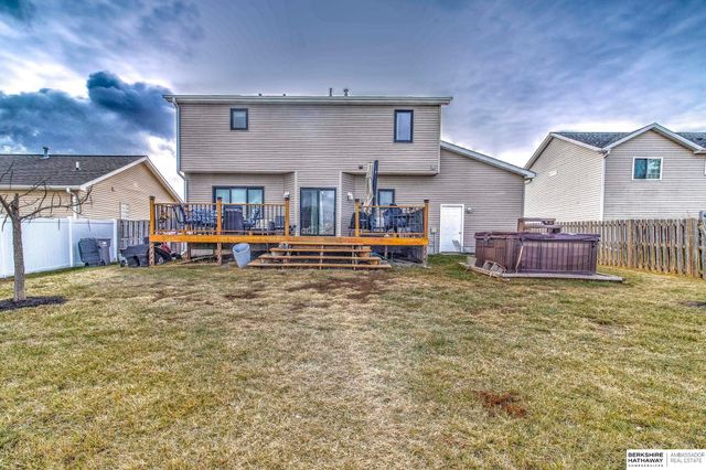 2670 W Garfield Street, Lincoln, NE 68522